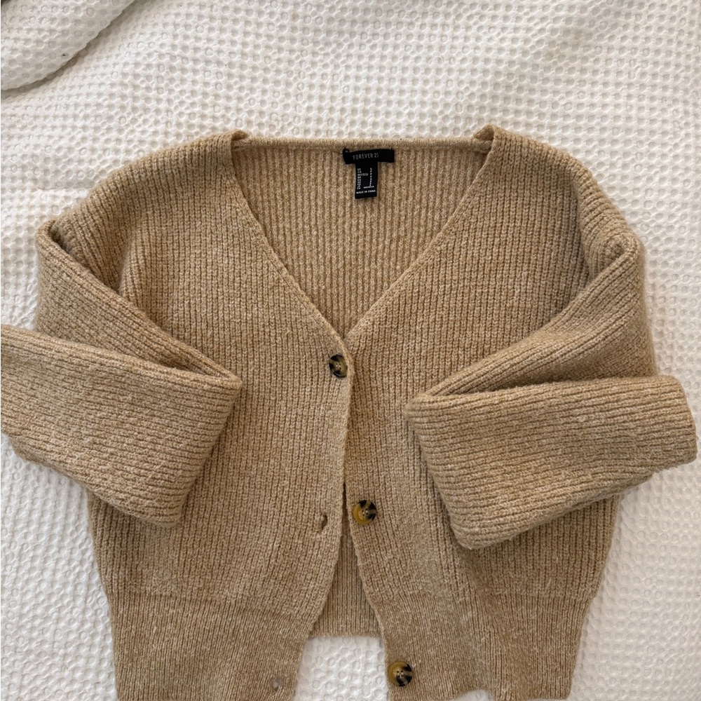 8 Sweaters Bundle - Picture 8 of 9